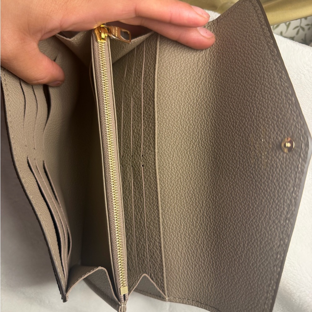 Louis Vuitton Taupe Monogram Shoulder Bag Set - Picture 4 of 16